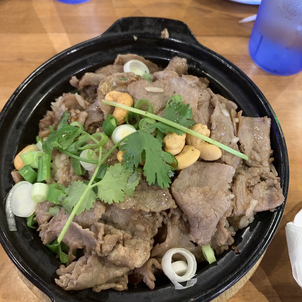 Basil Leaf Vietnamese Restaurant - Claypot with beef - Vietnamese Near Me - Albuquerque, New Mexico Basil Leaf Vietnamese Restaurant - Claypot with beef - Vietnamese Near Me - Albuquerque, New Mexico