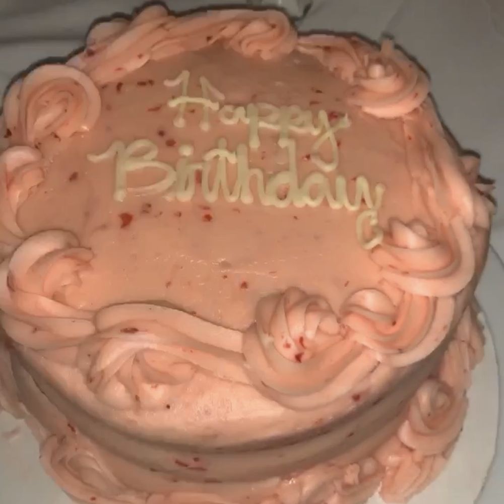 Edgar's Bakery - Strawberry Cake - Bakeries Near Me - Tuscaloosa, Alabama Edgar's Bakery - Strawberry Cake - Bakeries Near Me - Tuscaloosa, Alabama