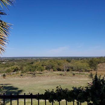 Hillside Boutique Hotel - Hotels Near Me - Castroville, Texas