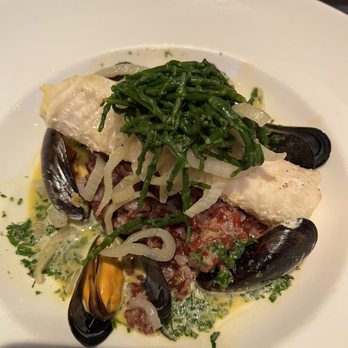 De Plantage - cod with mussels - Modern European Near Me - Amsterdam, New Hampshire