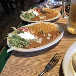 We stopped by here on our way to bossier and it is amazing!. The portions are huge, the food is amazing,Their salsa is amazing!!! We stopped by here on our way to bossier and it is amazing!. The portions are huge, the food is amazing,Their salsa is amazing!!!