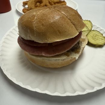 White Rose Hamburgers - NJ N.J Burger - Burgers Near Me - Highland Park, New Jersey