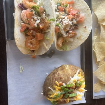 Industry Gastro Lounge - Gastropubs Near Me - Moore, Oklahoma