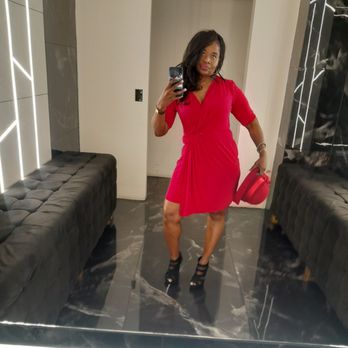 Lush Cafe And Lounge - Selfie room...56yrs youthful... no way!!!? - Lounges Near Me - Tempe, Arizona