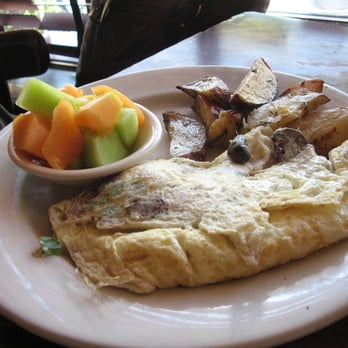 Empire Cafe - Egg-white omelette - Breakfast & Brunch Near Me - Houston, Texas Empire Cafe - Egg-white omelette - Breakfast & Brunch Near Me - Houston, Texas