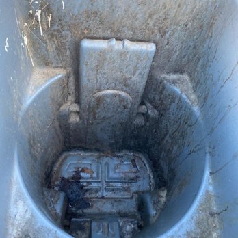 Bin-Lovin Clean Bins - Before Sparkling Clean Bins came out - Pressure Washers Near Me Bin-Lovin Clean Bins - Before Sparkling Clean Bins came out - Pressure Washers Near Me