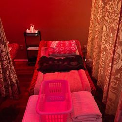 T&P Foot Massage and Aromatherapy