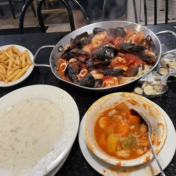 The Causeway Restaurant - Seafood pasta, haddock stew, clam chowder - Seafood Near Me - Gloucester, Massachusetts The Causeway Restaurant - Seafood pasta, haddock stew, clam chowder - Seafood Near Me - Gloucester, Massachusetts