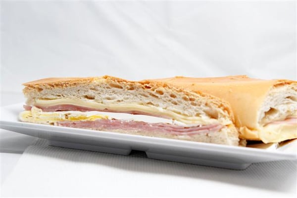 Panadería España by null