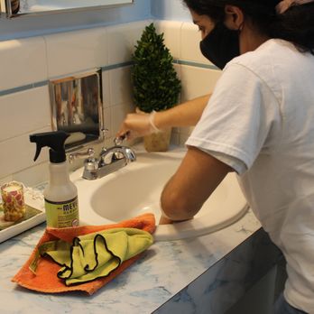 Integrity Cleaning & Janitorial Services - Bathroom Surface Cleaning - Office Cleaning Near Me - Jenkintown, Pennsylvania Integrity Cleaning & Janitorial Services - Bathroom Surface Cleaning - Office Cleaning Near Me - Jenkintown, Pennsylvania