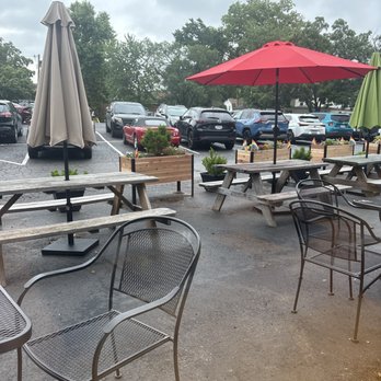 Living Room Coffee & Kitchen - Patio seatjng - Coffee & Tea Near Me - Maplewood, Missouri