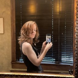 After my haircut. So wonderfully layered, healthy, and bouncy. After my haircut. So wonderfully layered, healthy, and bouncy.