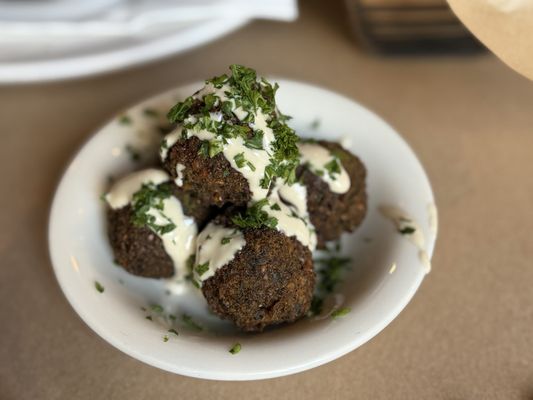 Oren's Hummus by null