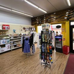 J&L Ben Franklin Crafts & Home Goods