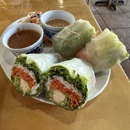 Fresh roll (2 piece) Fresh roll (2 piece)