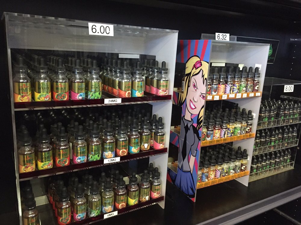 THE TOBACCO POUCH Updated September 2024 12 Photos 1599 Edgewater