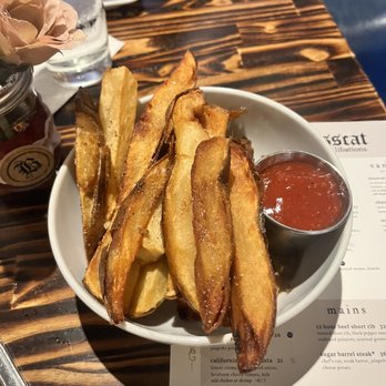 Bosscat Kitchen & Libations - Bosscat Fries - New American Near Me - Irvine, California