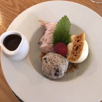 The Chart House by null