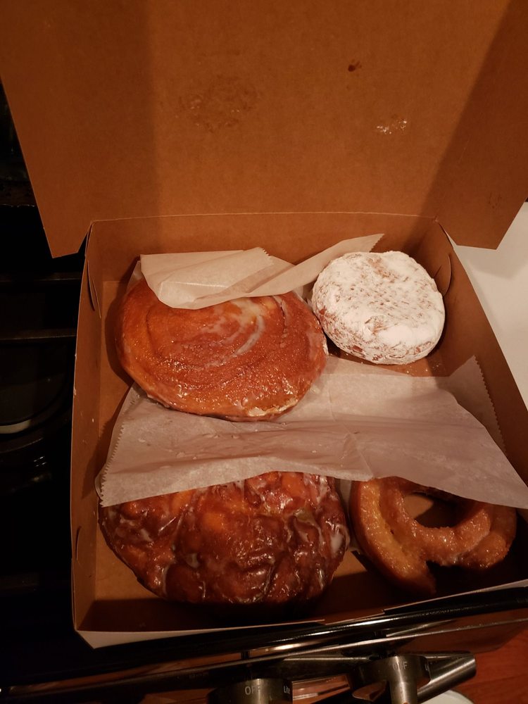 AUDDINO’S ITALIAN BAKERY 98 Photos & 101 Reviews 1490 Clara St