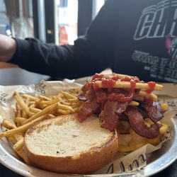 Alma Brewing Company - Mac Burger*