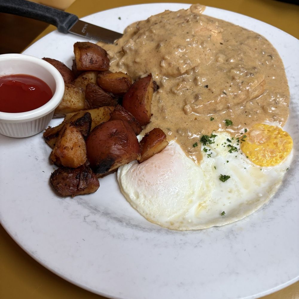 Hi Spot Cafe - Biscuits and gravy - New American Near Me - Seattle, Washington Hi Spot Cafe - Biscuits and gravy - New American Near Me - Seattle, Washington
