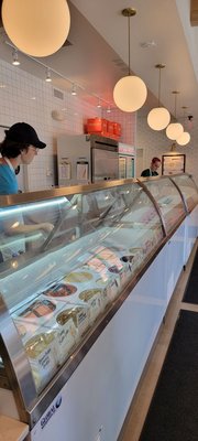 Jeni's Splendid Ice Creams by null