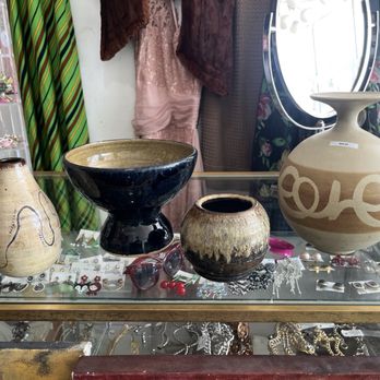 Gypsyland - Used, Vintage & Consignment Near Me - Palm Springs, California