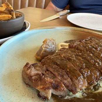 The Bison Restaurant - Canadian (New) Near Me - Banff, Alberta The Bison Restaurant - Canadian (New) Near Me - Banff, Alberta