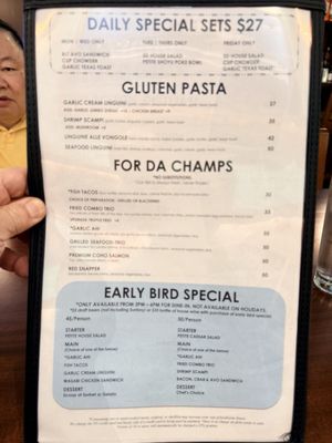 Uncle's Fish Market Bar & Grill - Pearlridge by null