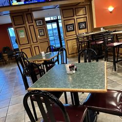 The Olde Philadelphia Inn - Dinning