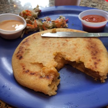 El Callejon - Chicken pupusa - Salvadoran Near Me - Golden, Colorado