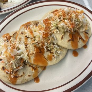 Los Planes De Renderos - Pupusa De Pollo - Salvadoran Near Me - Hayward, California Los Planes De Renderos - Pupusa De Pollo - Salvadoran Near Me - Hayward, California
