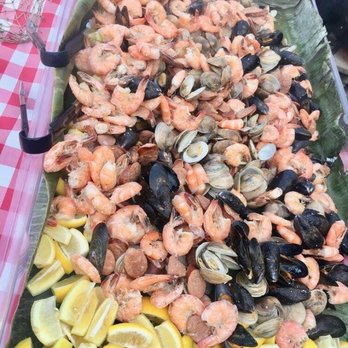 Bahia Resort Hotel - clam bake - San Diego, CA