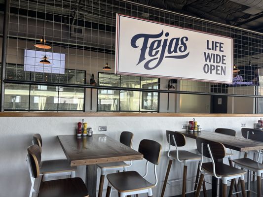 Tejas Brewery by null