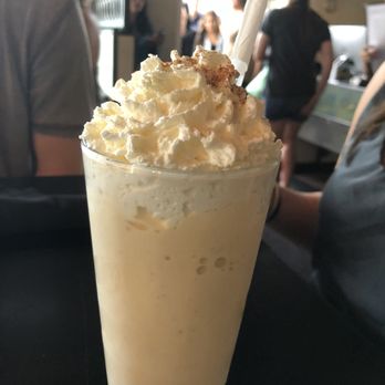 24 Diner - Roasted brown sugar and banana milkshake - Diners Near Me - Austin, Texas 24 Diner - Roasted brown sugar and banana milkshake - Diners Near Me - Austin, Texas