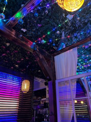R&R Bar by null