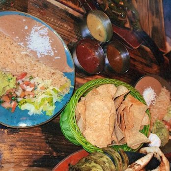 Aldana Mexican Bar & Grill - Mexican Near Me - Troy, Michigan