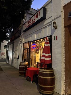 Trattoria Daly by null