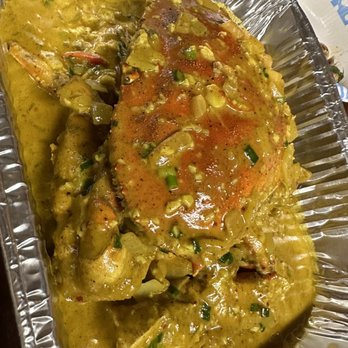 Saigon Grill - Delicious curry crab! The crab meat wasn't the best but the curry was bomb! - Seafood Near Me - Honolulu, Hawaii