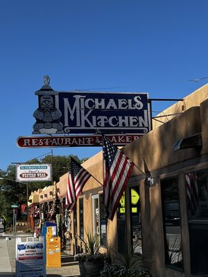 Michael's Kitchen Restaurant & Bakery by null