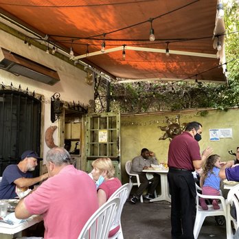 Don Antonio's - Outdoor patio - Mexican Near Me - Los Angeles, California
