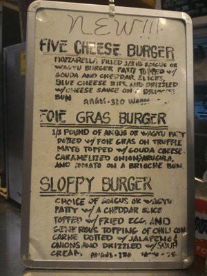 Charlie's Grind & Grill by null