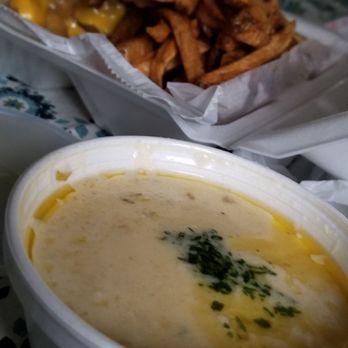 Baron's Pub - She crab soup - American Near Me - Suffolk, Virginia