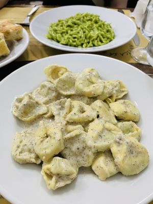 Sà Pesta by null