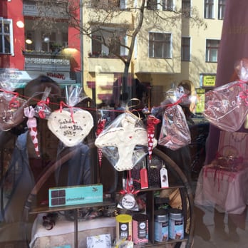 Estrellas Chocolaterie - Desserts Near Me - Berlin, BE