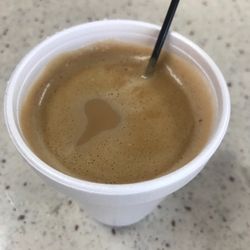 Cely's Bakery - Cafe con leche
