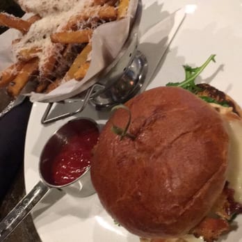 Siena Tavern - Chicken sandwich with amazing Parmesan fries - Italian Near Me - Chicago, Illinois Siena Tavern - Chicken sandwich with amazing Parmesan fries - Italian Near Me - Chicago, Illinois