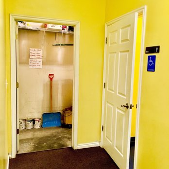 Clean Spot Laundry - Bathrooms - Laundromat Near Me - Orem, Utah