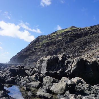Makapu'u Tidepools - The treacherous hike down - Hiking Near Me - Waimanalo, Hawaii