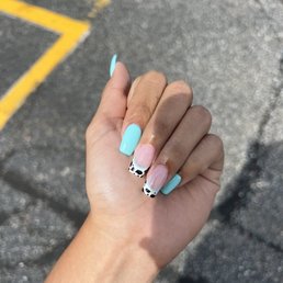 nails